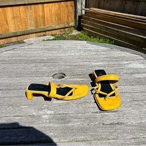 Rag and bone colt mid-heel sandal‎ in yellow size 37 or 7 US